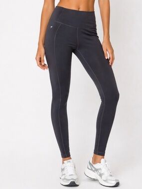 Fabletics Power Hold leggings 7/8 length key hole pocket gray SZSM yoga pants